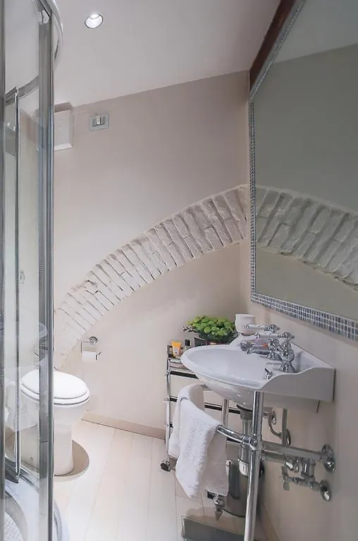 Beautiful Albizi Apartment Florence