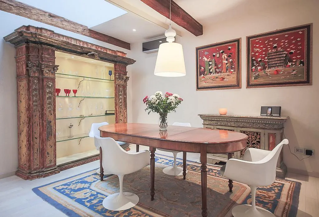 Beautiful Albizi Apartment Florence