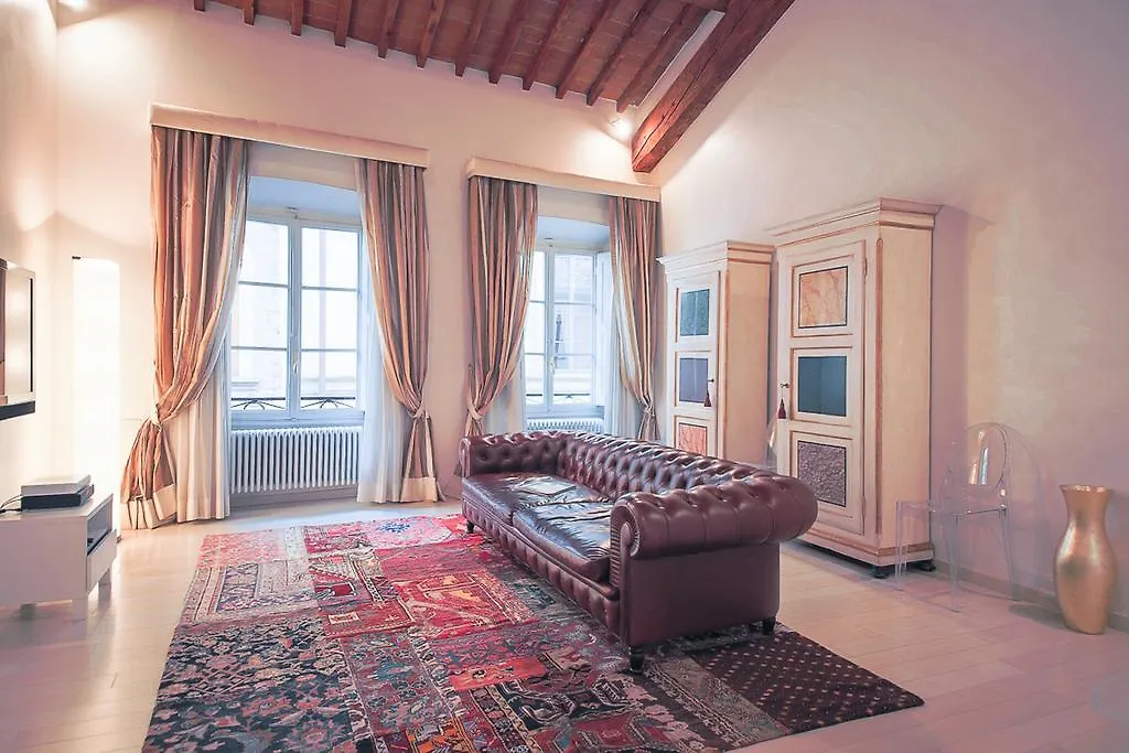 Beautiful Albizi Apartment Florence